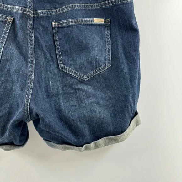 Jennifer Lopez Boyfriend Jean Shorts Medium–Dark Wash Size 12 - Picture 8 of 9